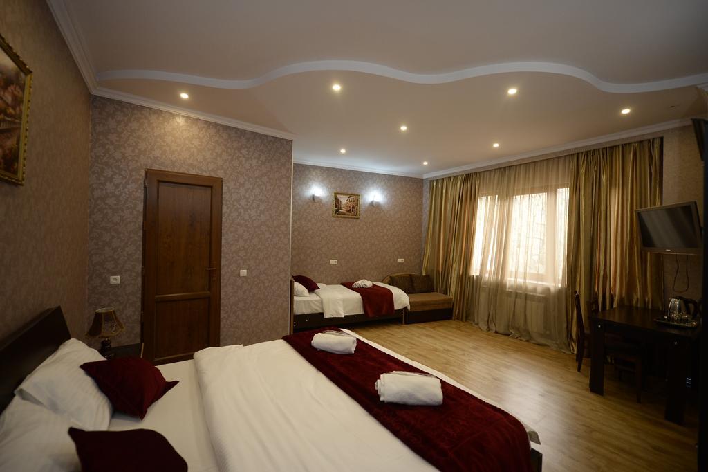 Begi Hotel Tbilisi Værelse billede